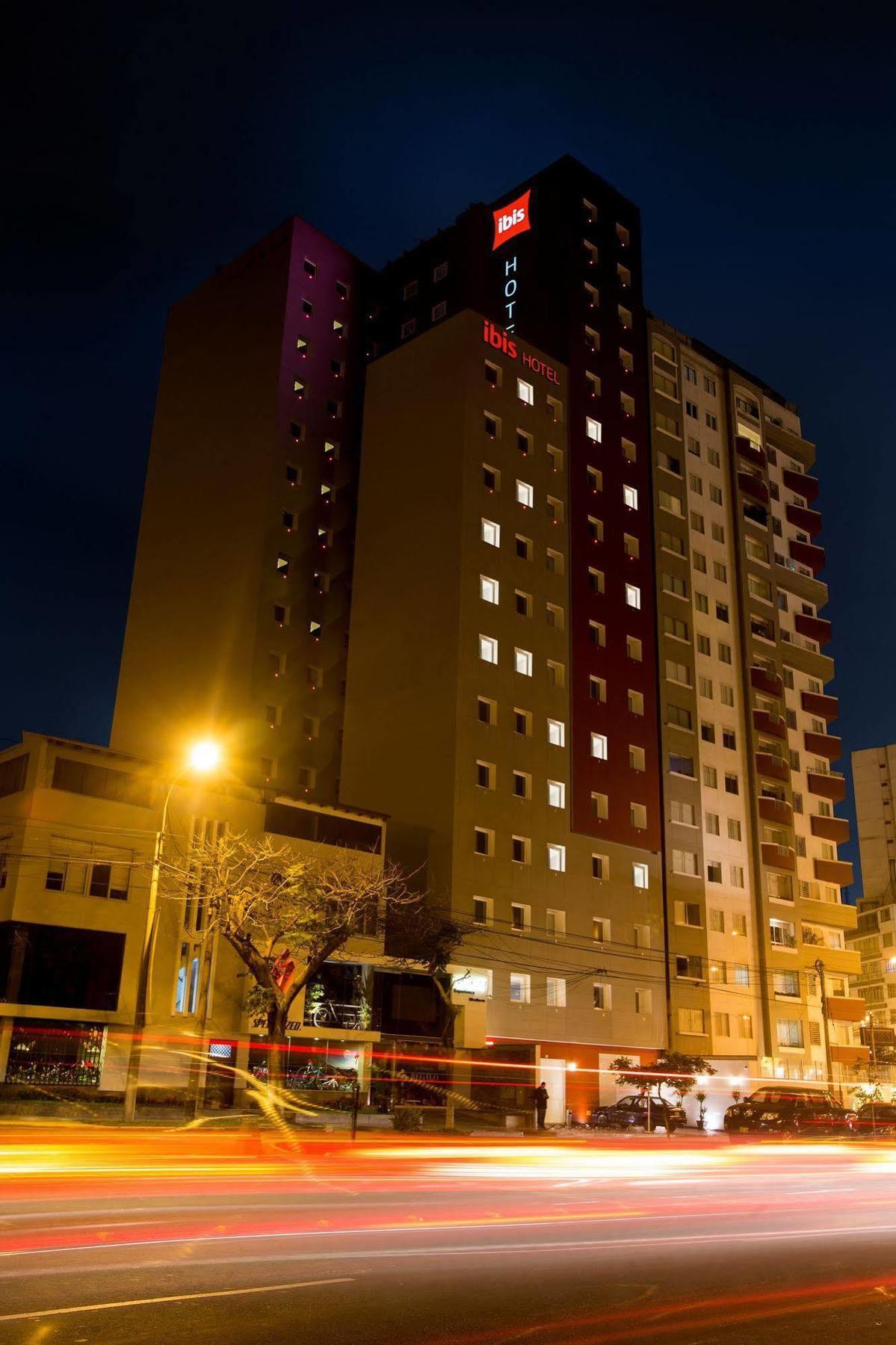 Ibis Reducto Miraflores 3*